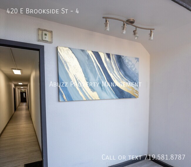 Building Photo - Brookside