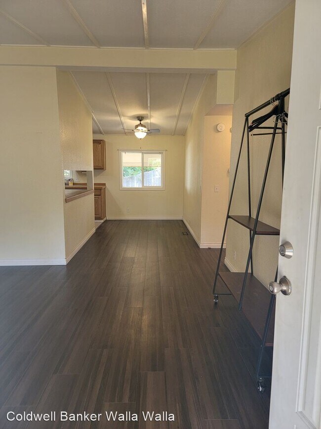 Building Photo - 3 br, 2 bath House - 108 Wheatland Dr.