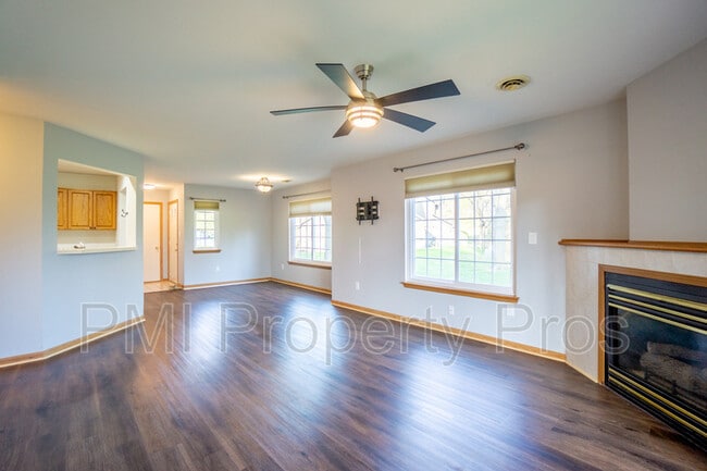 Building Photo - 18755 Brookfield Lake Dr