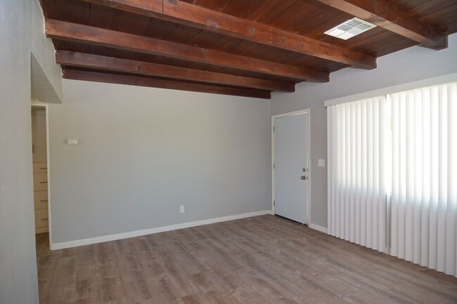 Building Photo - 3830 E Fairmount St