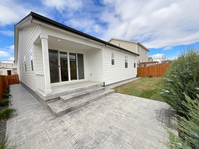 Foto del edificio - 3 Bedroom Home Available Near N Powers Blvd & Dublin Blvd!