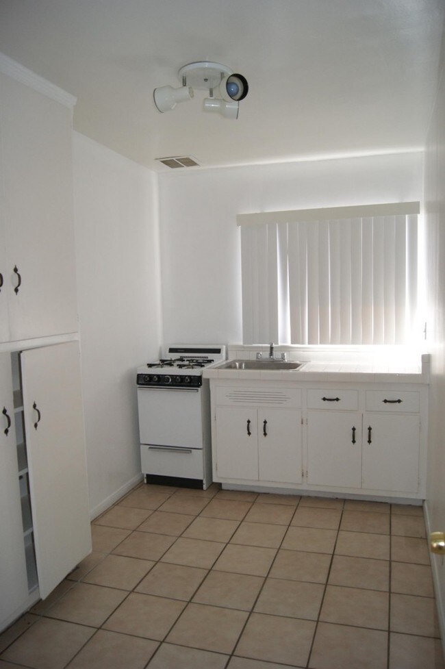 Apartamento - Cocina - Hollywood-Wilton Apartments