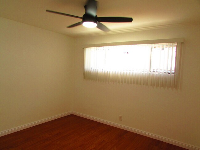 Foto del edificio - 1756 N Gramercy Pl