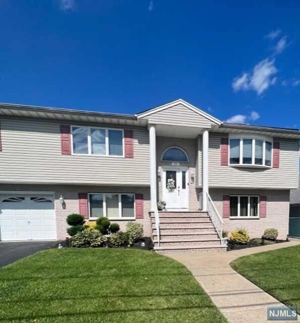 75 Kimmig Ave Unit 2, Lodi, NJ 07644 Room for Rent in Lodi, NJ