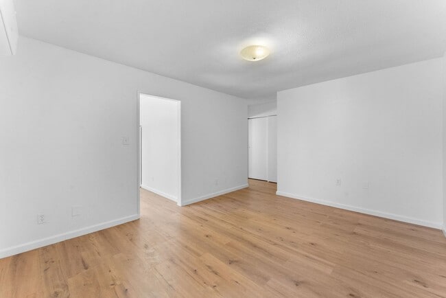 Foto del edificio - Prime Location on Adams Avenue: Modern Comfort Meets Historic Charm