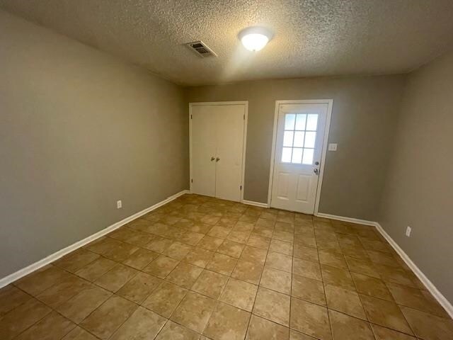 Foto del edificio - 1004 Faulkner Rd