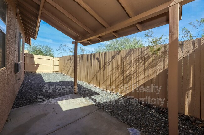 Foto del edificio - 2635 N Fontana Ave
