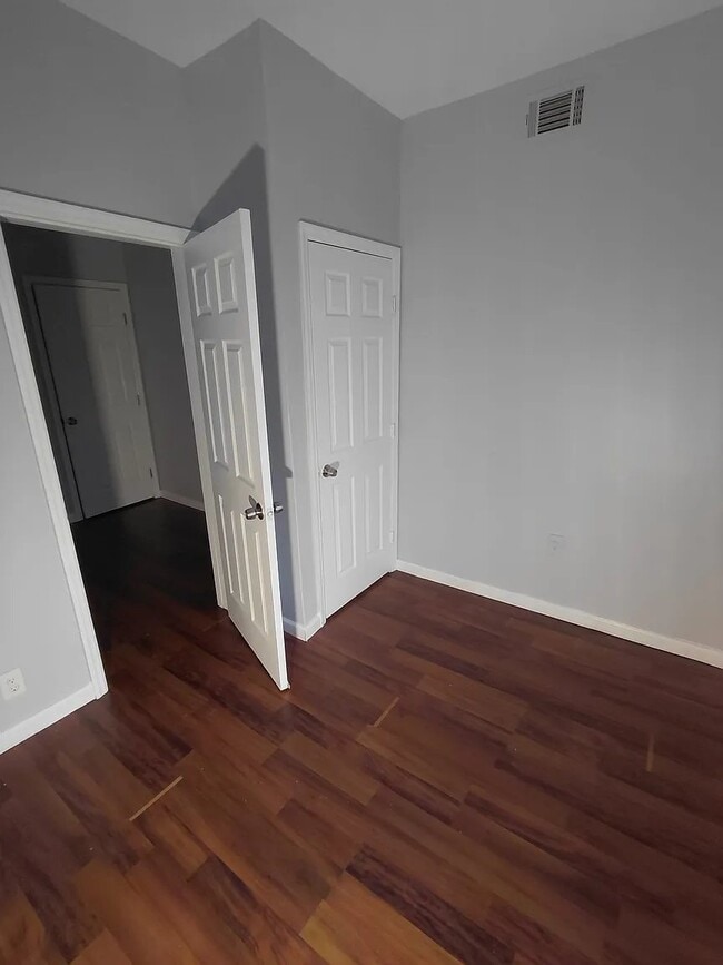 3 Bedrooms at 78 Boylan St #2F, Newark NJ — photo 9