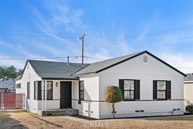 Building Photo - 325 N Lee Ave