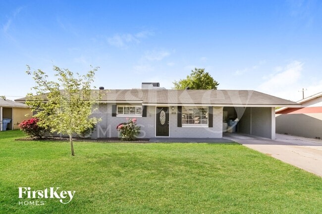 Building Photo - 2239 W Earll Dr