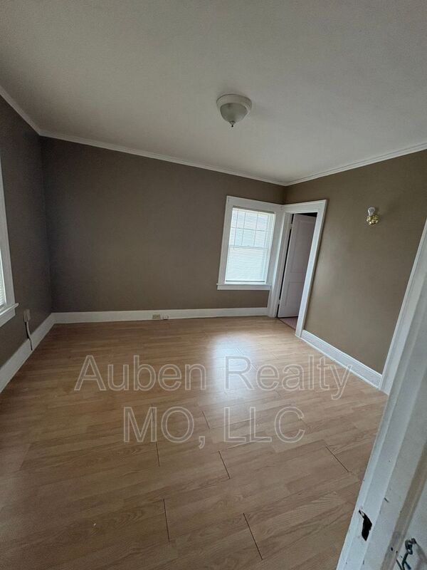 Foto del edificio - 5316 Harrison St