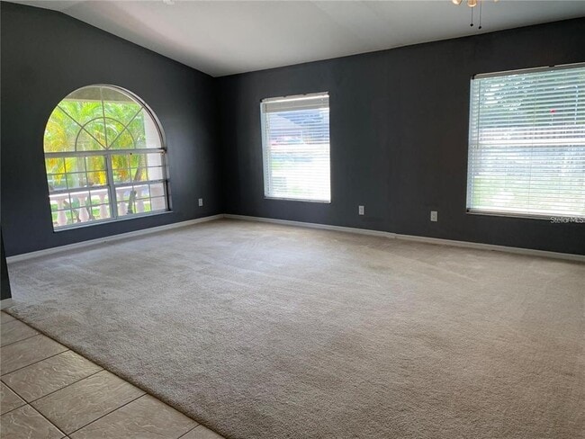 Building Photo - 4211 Hartford Lake Dr