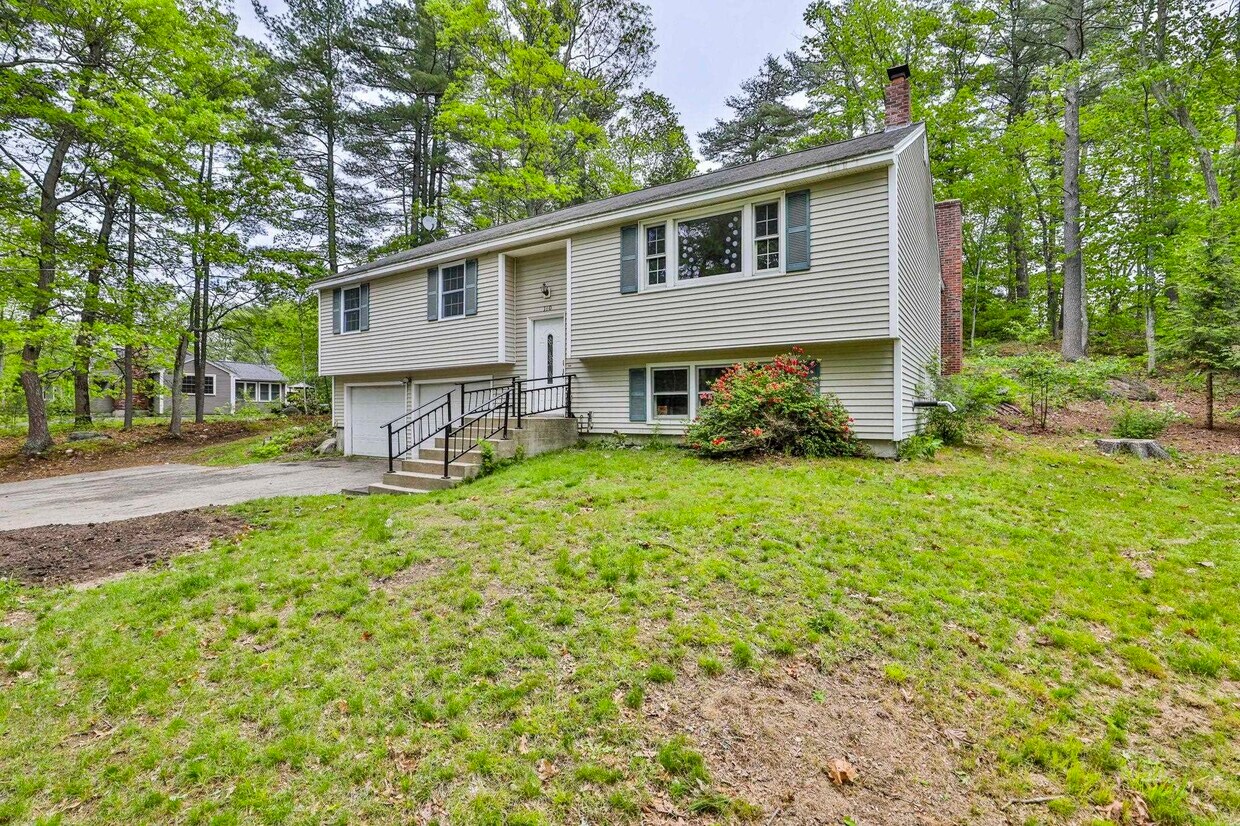 Primary Photo - 180 Back River Rd