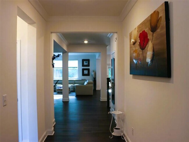Building Photo - 3115 Stock Saddle Pl