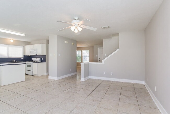 Building Photo - 10202 Farrell Dr