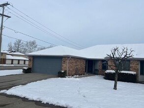 Building Photo - 2546 N Morrison Rd