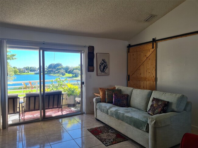 Building Photo - 3421 NW 44th St