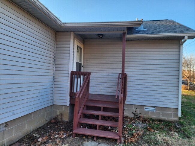 Building Photo - Cute 2 bedroom 1 bath home for rent