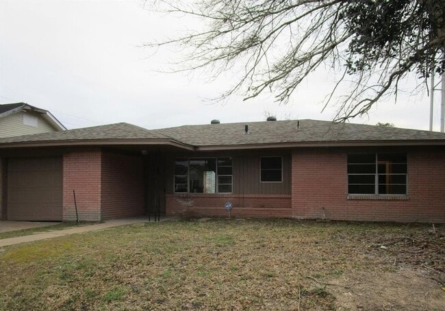 Building Photo - 616 Garrett St