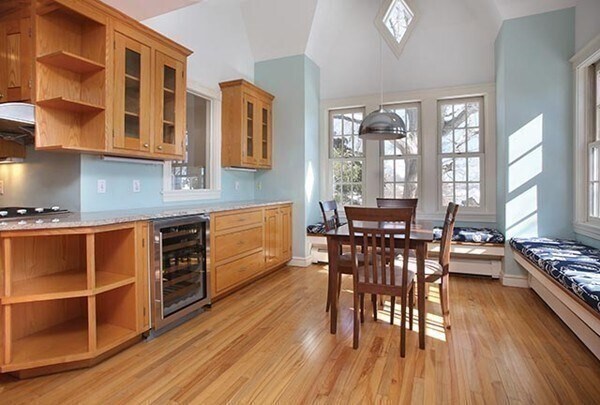 Building Photo - 67 Rawson Rd