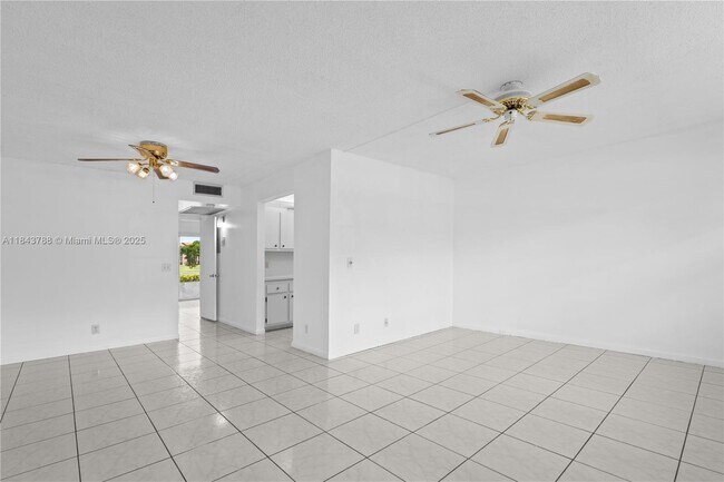 Foto del edificio - 101 SW 132nd Way