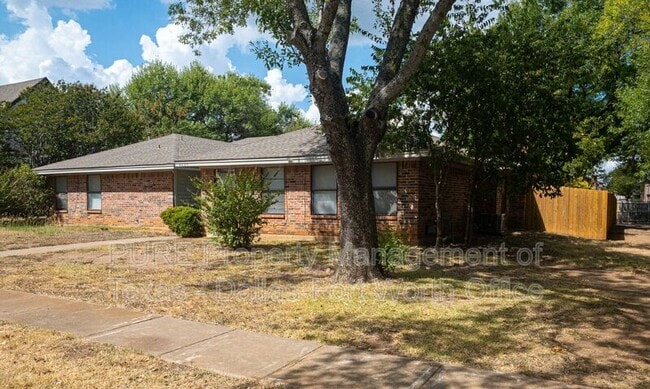 Building Photo - 4607 Menzer Rd