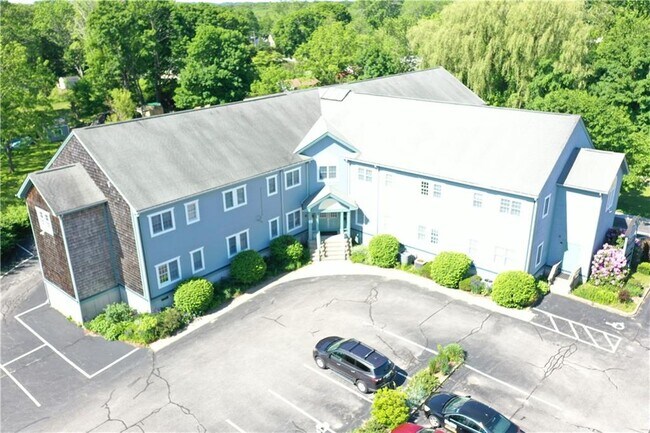 Foto del edificio - 320 Phillips St