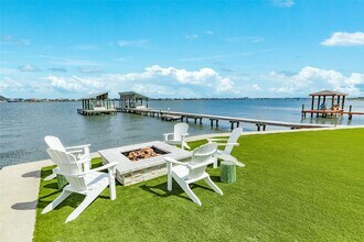 Building Photo - 9680 Airway Ln