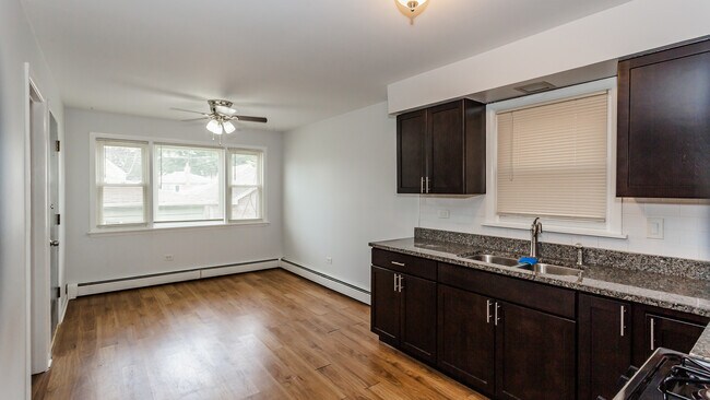 Foto del edificio - 5940 S Kilbourn Ave