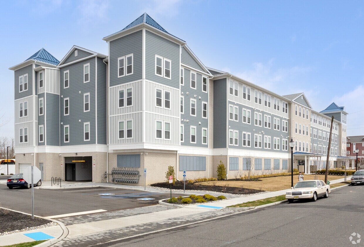 SS Adams Apartments 509 Memorial Dr Neptune City, NJ