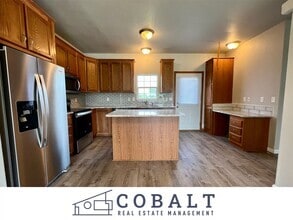 Building Photo - 3746 Saddle Horn Trail