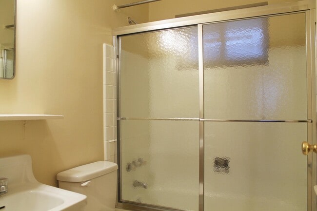 Foto del edificio - 2205 Coburn Blvd