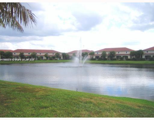 Foto principal - 2756 SW 83rd Ave