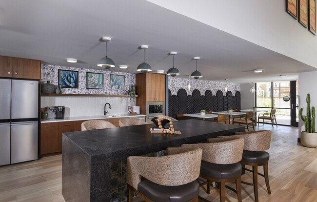 Building Photo - Suncrest Vista at Canyon Trails 55+ Apartments