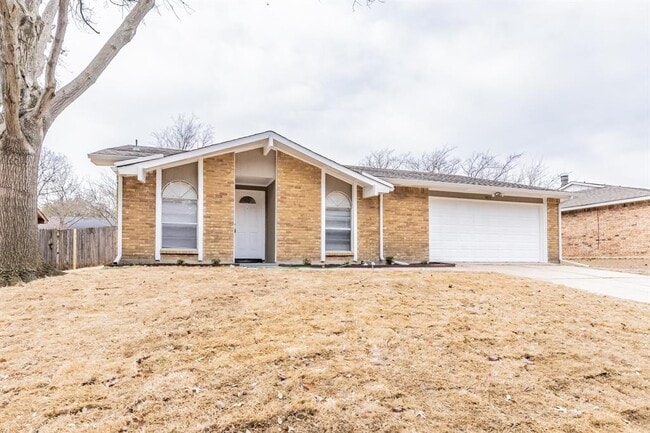 Building Photo - 3413 Tarkio Rd