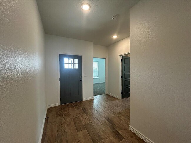 Foto del edificio - 7806 Purvis St