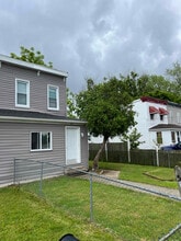 Building Photo - 2511 S Snyder Ave