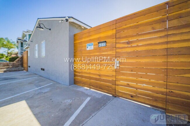 Foto del edificio - 4235 Swift Ave