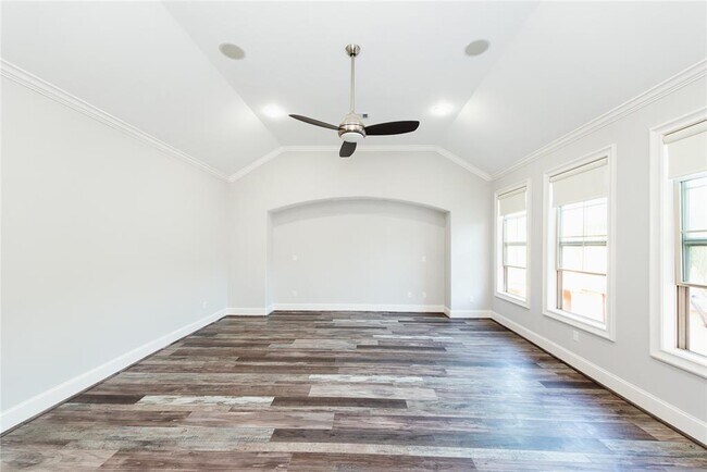 Foto del edificio - 4815 Mayfair St