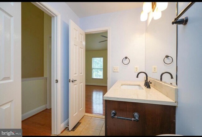 Building Photo - 13513 Niagara Falls Ct