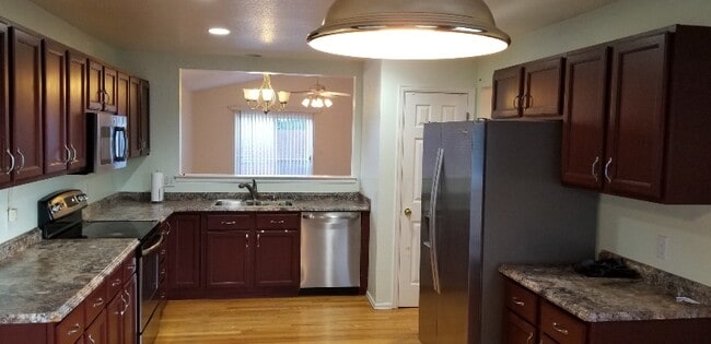 Photo - 18958 E Ithaca Dr House