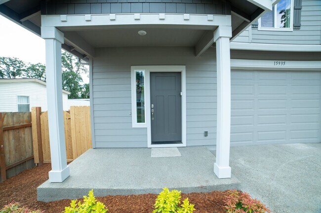 Building Photo - New Construction!