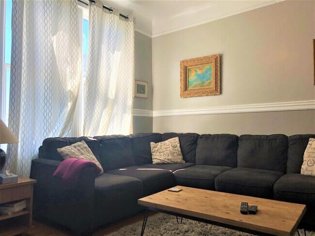 Building Photo - 4 bedroom in San Francisco CA 94110