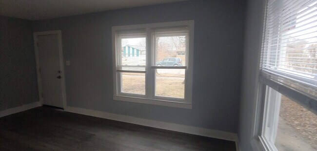 Foto del edificio - 5955 N 79th St