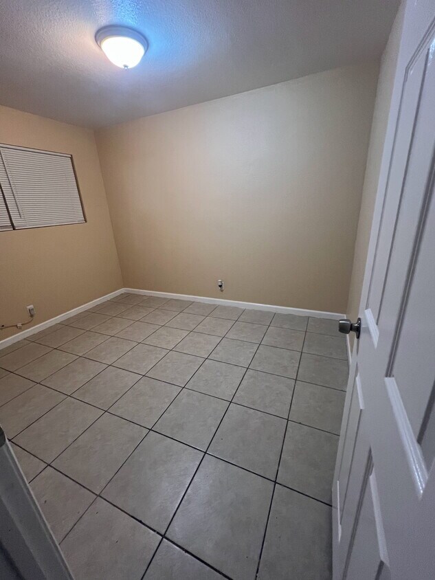 Foto principal - 640 W Sacramento Ave