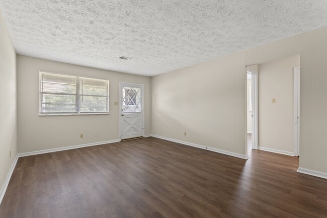 Building Photo - 4029 Victoria Way