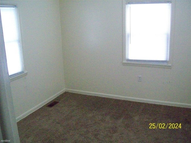 Building Photo - 4 br, 2 bath House - 1401 Knight Ave