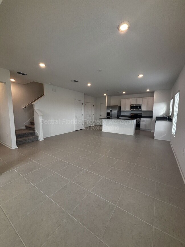 Foto del edificio - 7370 Summer Ivy Aly