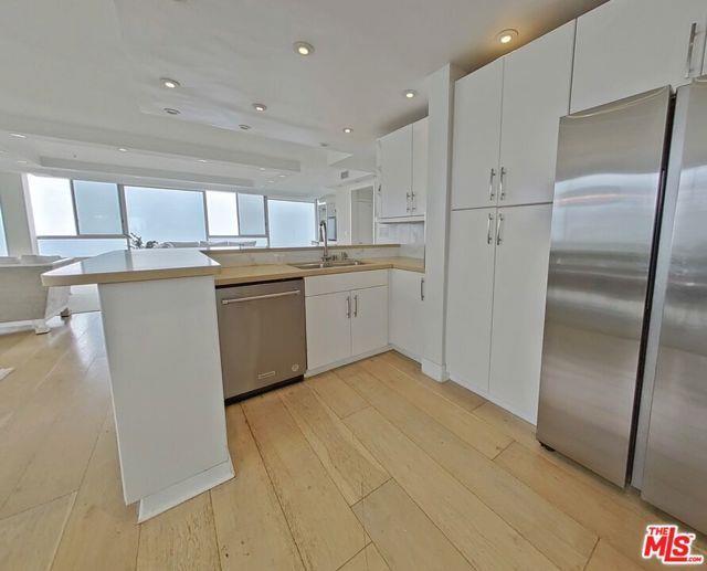 Primary Photo - 17350 Sunset Blvd