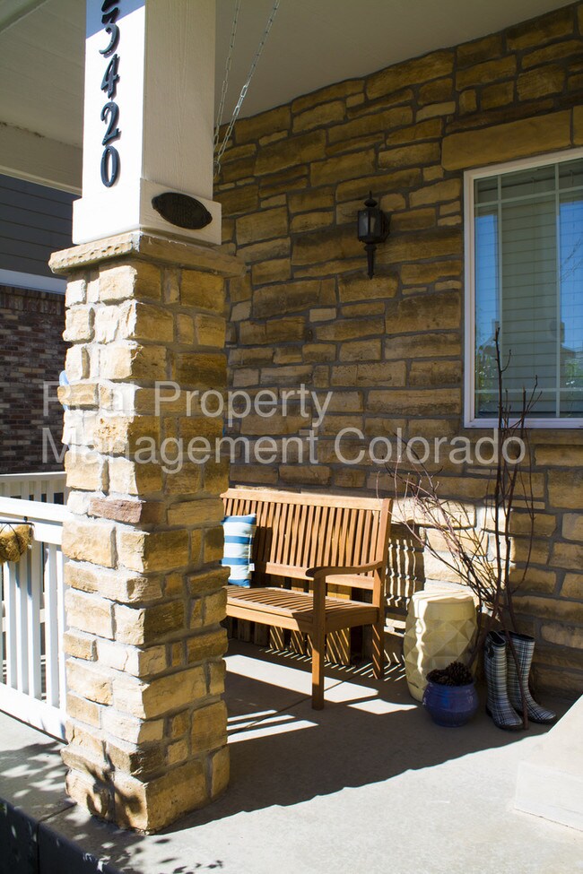 Foto del edificio - 23420 E Portland Way